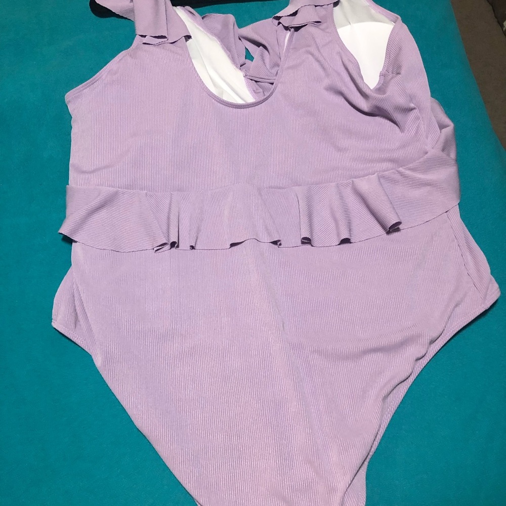 SHEIN Plus Rib Ruffle Trim One Piece - Picture 3 of 6